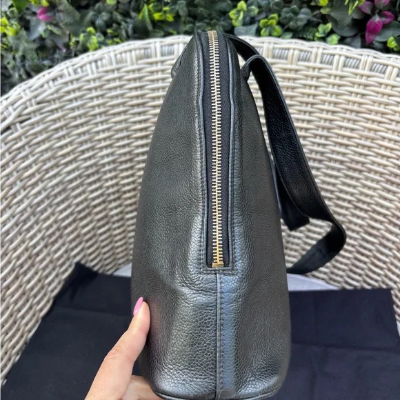 Authentic CHANEL DOME timeless CC double zipper black caviar tote - Picture 5 of 16